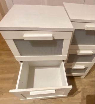 2 Mesitas de Noche Blancas Ikea