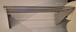 Estantrias pared profesional de acero inoxidable.