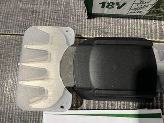 Tijeras cortacésped inalámbricas Bosch 18V-10