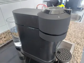 Cafetera Nespresso Vertuo Krups + Espumador