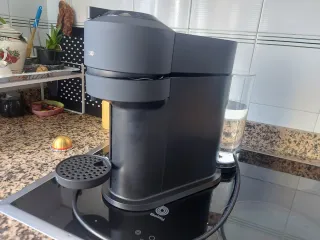 Cafetera Nespresso Vertuo Krups + Espumador