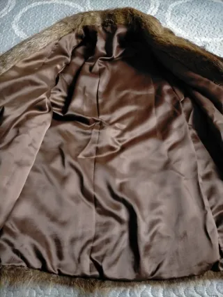 Chaqueta de pelo marrón