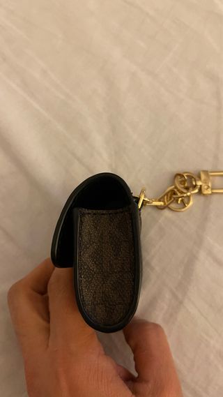 Custodia Airpods Michael Kors