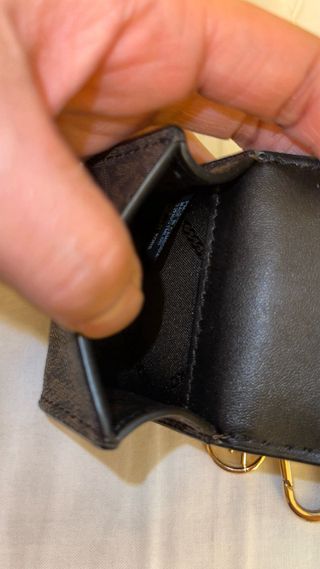 Custodia Airpods Michael Kors