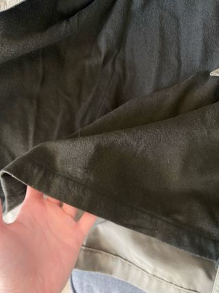 Gabardina beige/verde con bufanda