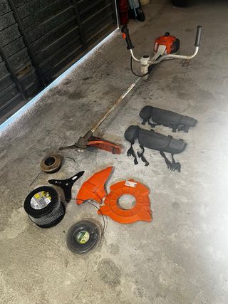 Desbrozadora Stihl 410C poco uso + accesorio
