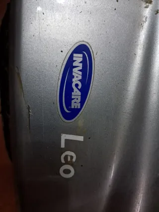 Moto eléctrica Invacare Leo Plata