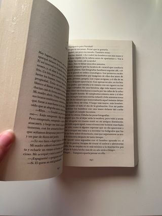 Nosotros en la luna: El libro más vendido del a...