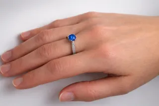 Anillo Polar Star · Zafiro azul 6,5mm en plata 925