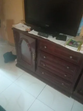 Aparador clásico de madera