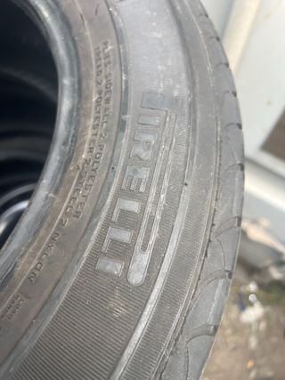 Neumático usado   205/65R15C 102 Usados