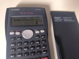 Calculadora Casio fx-82MS S-V.P.A.M.