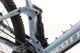 Scott Strike Contessa eRide 920 (ebike) t.L Reacondicionada