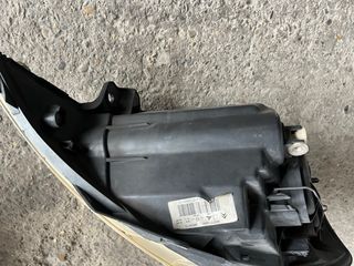 Faros Citroen C3 9647214180