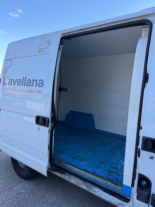 Renault Master 2005 Isoterm Aislada con desagües