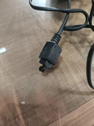 Cargador Ericsson CN173