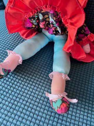 Muñeca de trapo y fieltro vintage