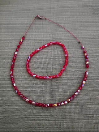 Set collana e bracciale perline rosse
