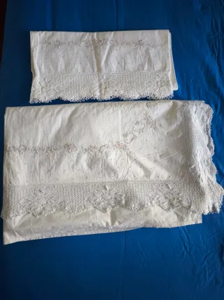 Antiguo juego sábanas algodón bolillos