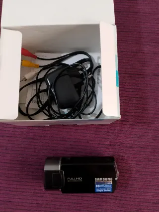 Videocámara Samsung Full HD Compacta
