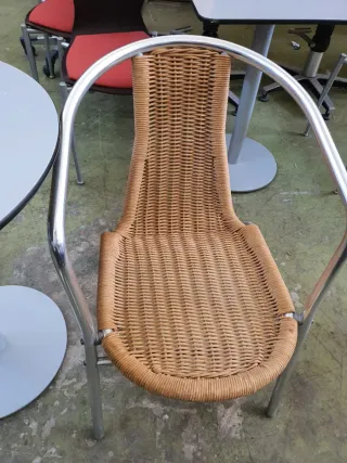 Lote de 6 mesas y 8 sillas aluminio,bares cafeteri