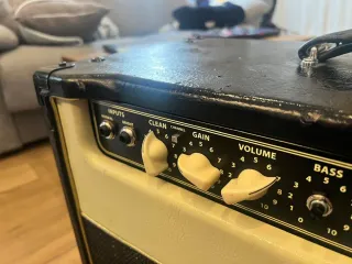 Bugera V55 Amplificador de Guitarra