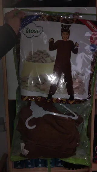 Disfraz de perro marrón con collar