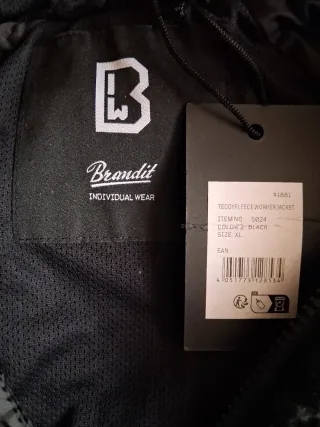 Chaqueta Polar Brandit Negra con capucha Talla XL.