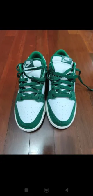 Zapatillas Nike Dunk Low Verdes y Blancas
