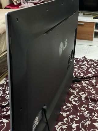 Televisor LG 49 Plata y Negro