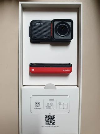 Insta360 ONE RS 4K + Kit moto + Rode lavalier Go