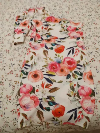 Vestido de verano floral sin estrenar