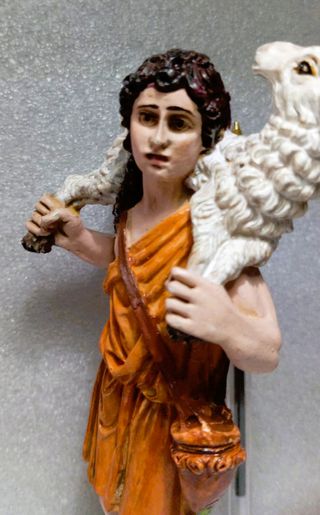 El Buen Pastor policromado