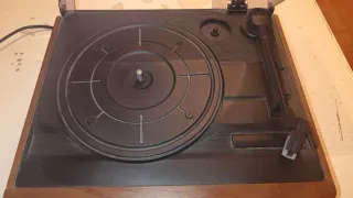 Tocadiscos Retro Marrón y Negro