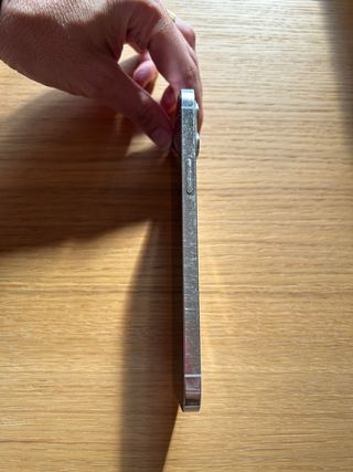 iPhone 12 Pro Max - Buen estado. Salud bateria 75%