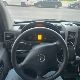 Mercedes-Benz Sprinter 2012