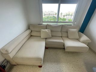 Conjunto Sofá Chaislongue, Sillón y Mesa Centro