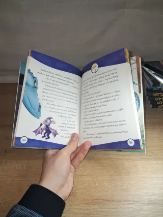 Los monstruos acuáticos (Serie Bat Pat 13) (Spa...