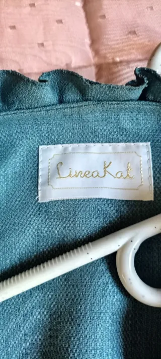 Conjunto chaqueta con falda