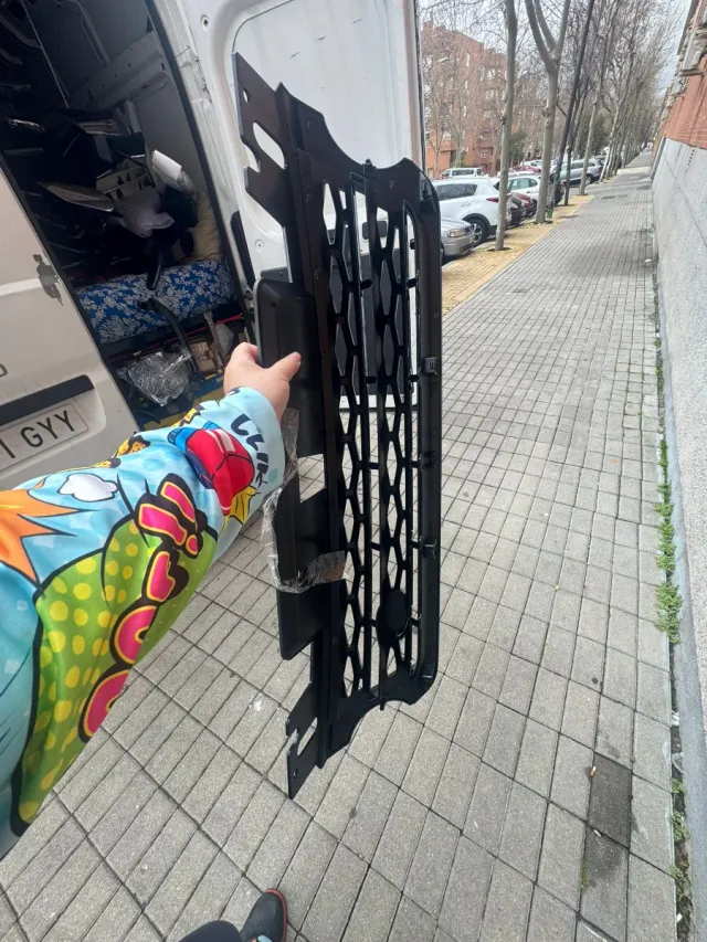 Rejilla Delantera Range Rover Sport 14-17