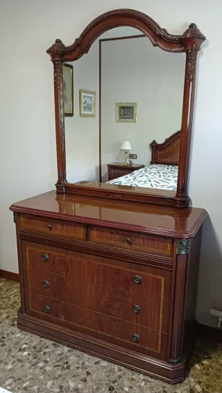 Dormitorio Clásico Madera Maciza