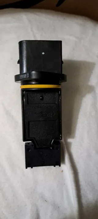 Caudalímetro Pierburg Mercedes 7.22684.07.0