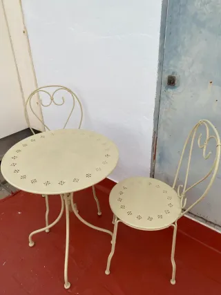 Juego mesa y sillas jardín metal beige