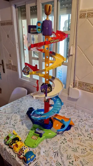 Torre Supertornado Vtech Tuc Tuc y coches