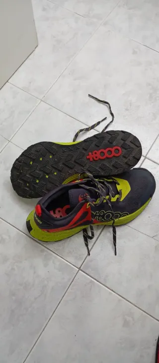 Zapatillas deportivas +8000 negras y verdes