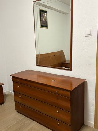 Habitación completa con aparador