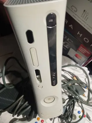 Xbox 360 Consola Gris y Blanca