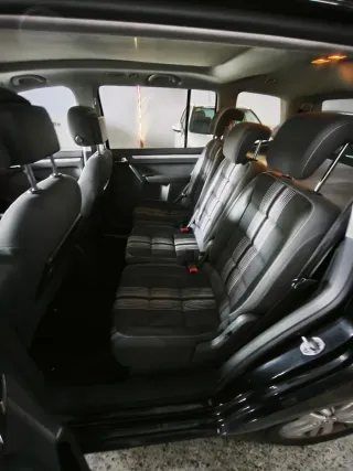 Volkswagen Touran 2012