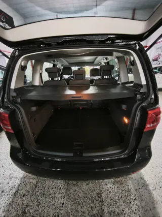 Volkswagen Touran 2012