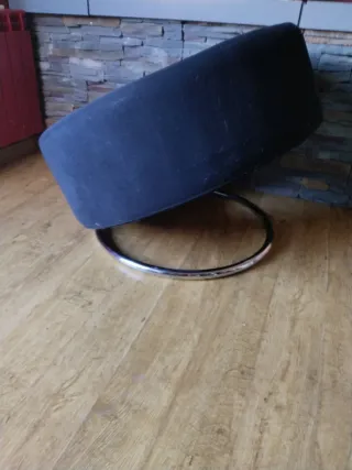 Sillón redondo tela negro
